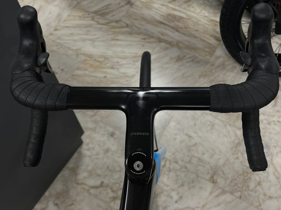bicicletta-da-corsa-usata-ridley-noha-aero-+-campagnolo-super-record-manubrio