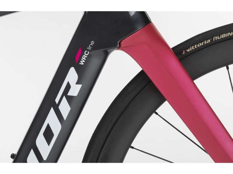 bicicletta-da-corsa-conor-volcano-aero-shimano-ultegra-di2-forcella
